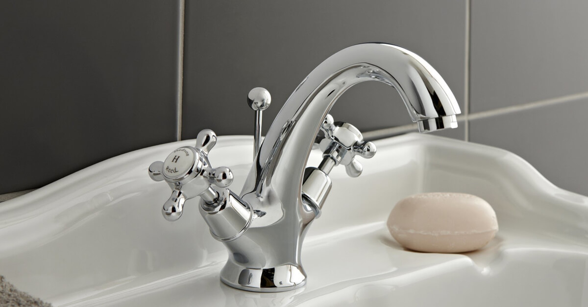 Tall Bathroom Basin Mixer Taps Single Lever Kitchen Sink Tap Traditional Faucet 